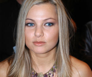 - Katarzyna Bujakiewicz przez lata grała w Na dobre i na złe. Tak wyglądała na początku swojej przygody z serialem