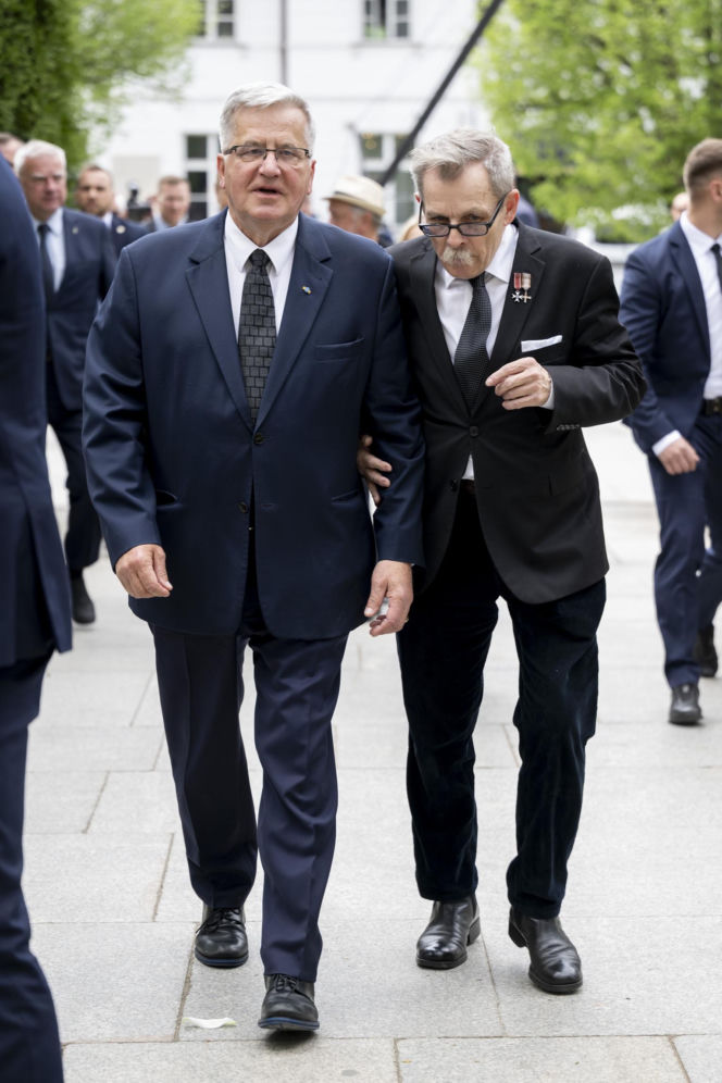 Bronisław Komorowski dorabia do emerytury. 11 tys. zł to dla niego za mało