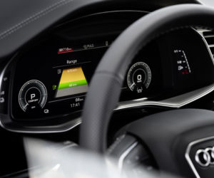  (2021) Audi Q8 60 TFSI e quattro