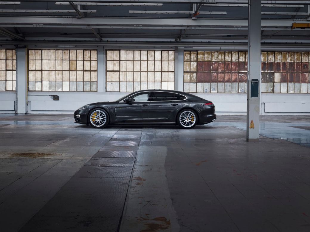 Nowe warianty Porsche Panamera po liftingu (2021)