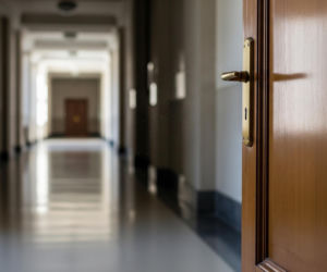 Roman Ptak uniewinniony. Sąd postawił kropkę, ale czy na pewno?