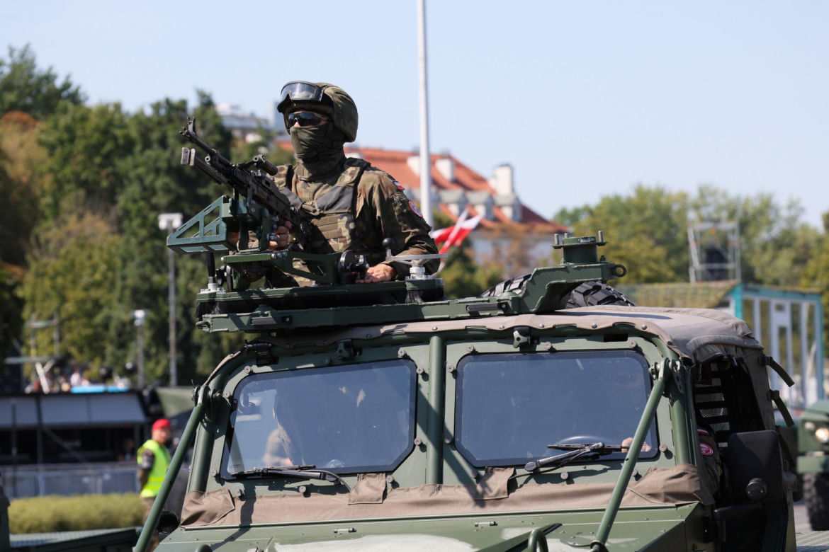 Defilada wojskowa 15 sierpnia w Warszawie