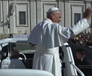Papież: odbudowa Notre-Dame symbolem odrodzenia Kościoła 