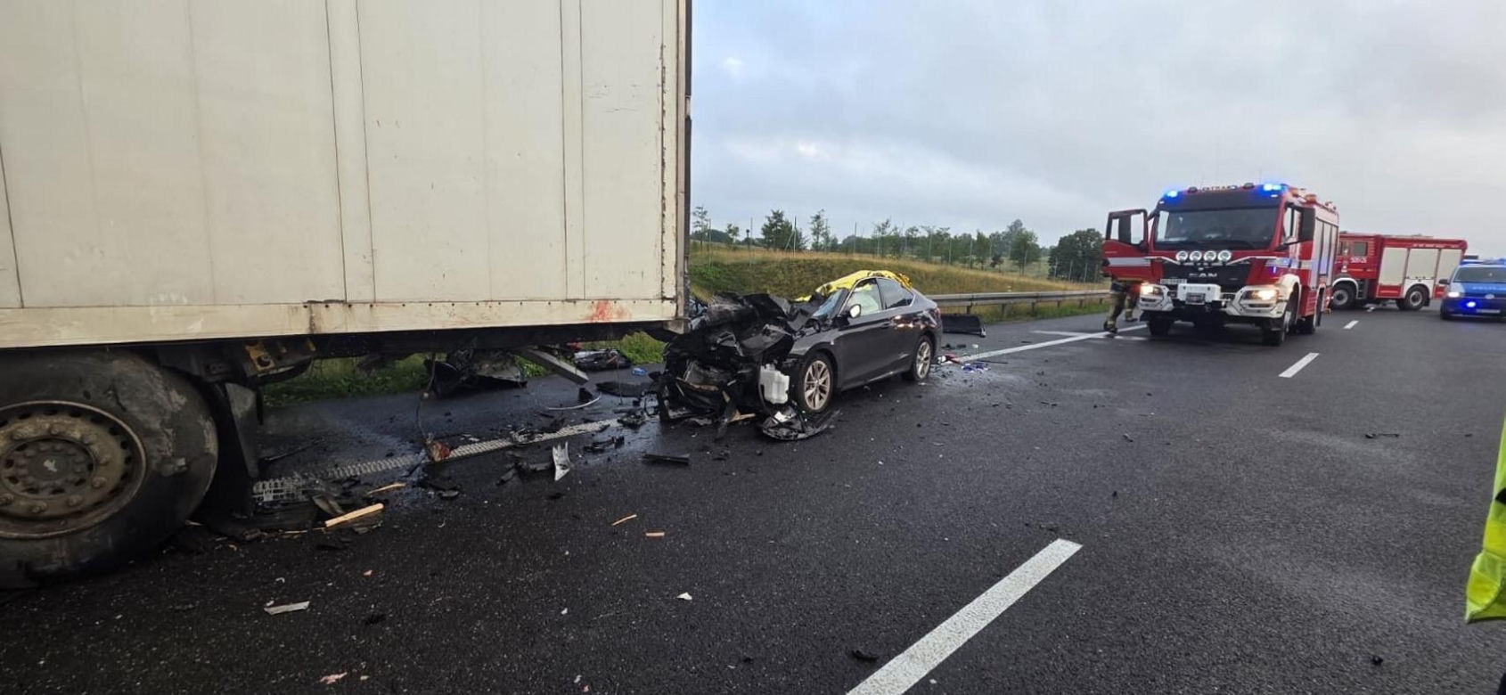 Wypadek na S7 pod Nidzicą. Trzy osoby nie żyją