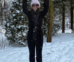 Zima jej nie zatrzymała. Cichopek wygina się na śniegu, a fani nie mogą oderwać wzroku