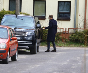 Kasia Tusk z córkami z koszyczkiem przyjechali do Donalda