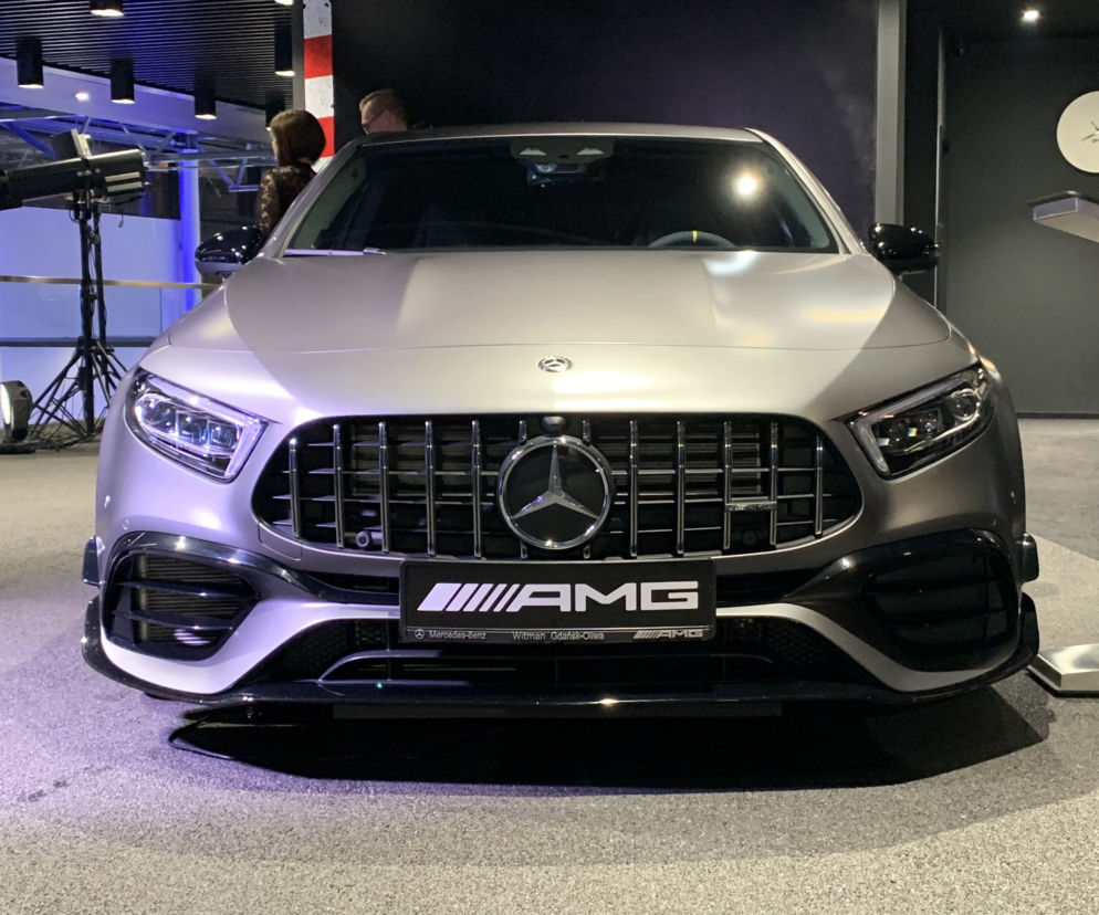 Premiery AMG w AMG Brand Center