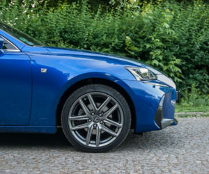 Lexus IS300h F SPORT
