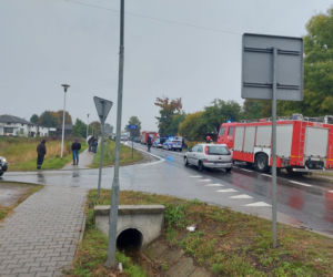 Wypadek koło Lubieni. Zderzyły się trzy auta, są poszkodowani