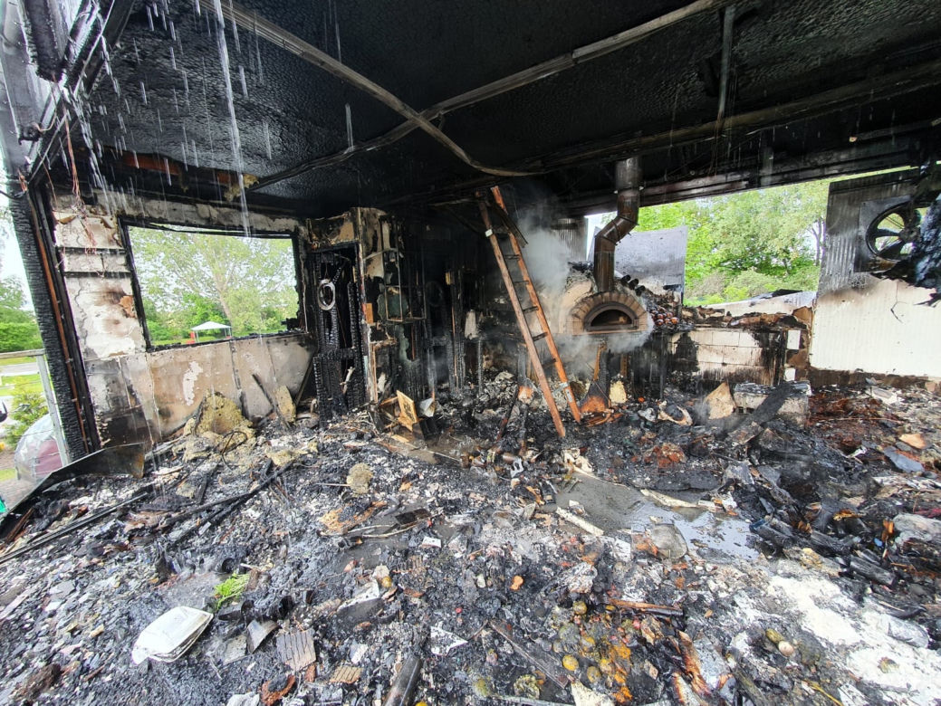 Władysławowo. Pożar znanej restauracji! W środku jedna osoba. Strażacy: Ogromne straty [ZDJĘCIA]