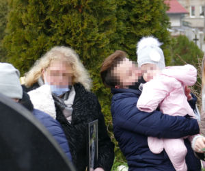 Prokuratura sprawdza czy matka zamordowanej kobiety znęcała się nad jej córeczką