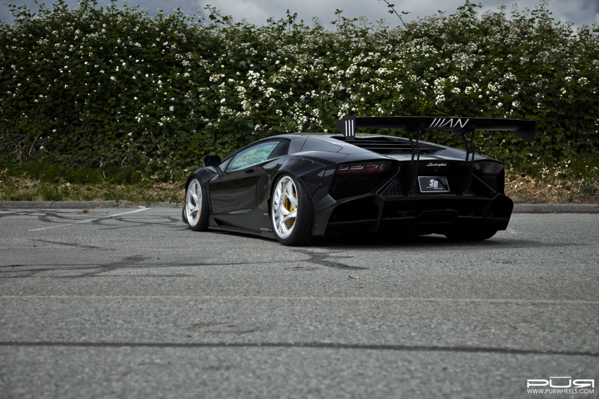 Lamborghini Aventador od SR Auto Group