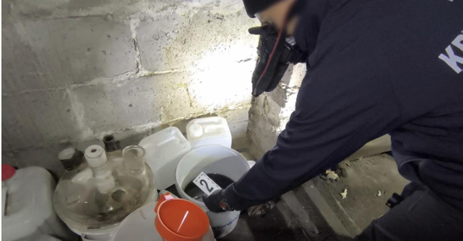 Fabryka „białej śmierci” w Otwocku. 48-letni chemik wpadł kierując pod wpływem