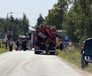 Wstrząsające zdjęcia z katastrofy kolejowej na Mazowszu