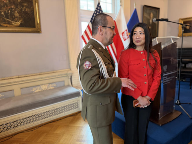 Wręczenie Krzyża Wielkiego Orderu Zasługi RP rodzicom Michaela Ollisa w Waszyngtonie, DC