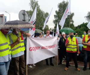 Protest pracowników skarbówki! Domagają się odwołania dyrektora i wypłaty nagród kwartalnych
