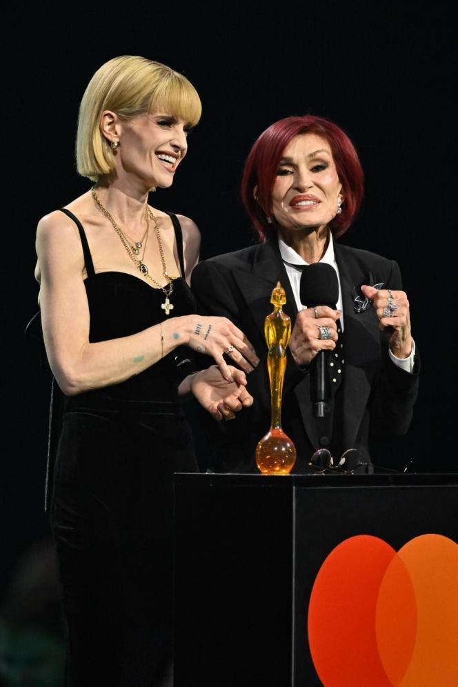 Kelly Osbourne na gali BRIT Awards