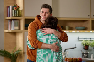 Na Wspólnej odc. 4031: Marta (Joanna Jabłczyńska), Mikołaj (Krzysztof Wieszczek)