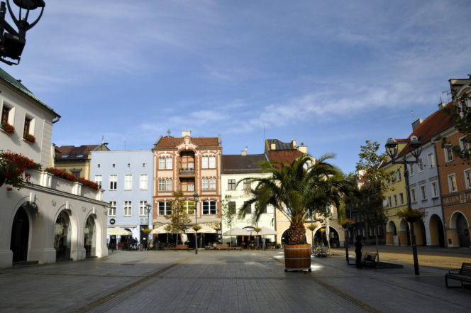 To miasto na Śląsku ma wyjątkowo piękną starówkę. Zachwyca też piastowskim zamkiem