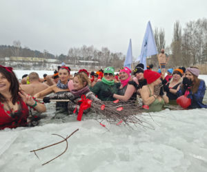 Historyczny I Zlot Morsów w Starachowicach