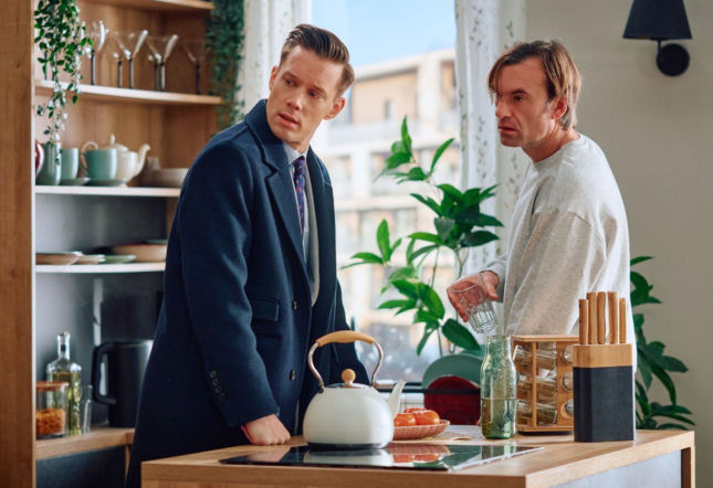 Na Wspólnej, odcinek 4171: Zagrożony utratą zawodu Mariusz topi smutki w alkoholu, odcinając się od Oli - ZDJĘCIA