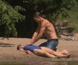 M jak miłość. Marcin Chodakowski (Mikołaj Roznerski), Eryka Buford (Marta Juras)