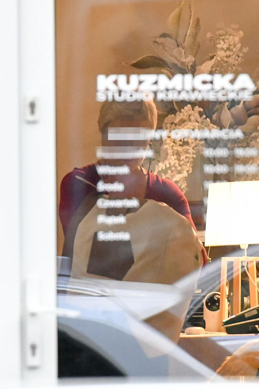 Monika Olejnik weszła w spódnicy, wyszła bez