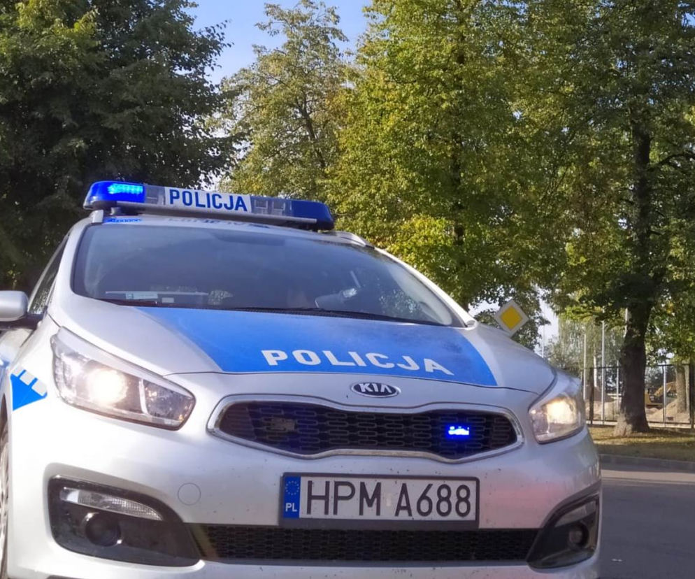 Białystok. Mężczyzna oskarżył policjanta o przyjęcie łapówki. Musi go teraz przeprosić