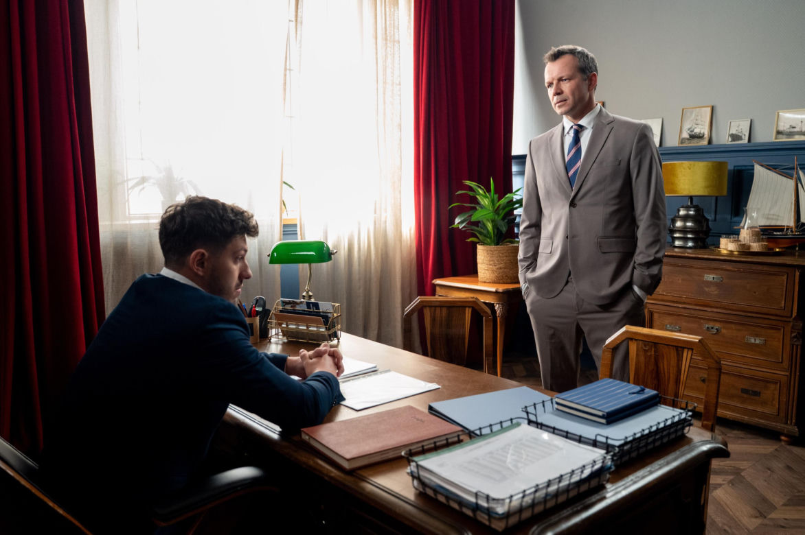 Barwy szczęścia, odcinek 3243: Justin (Jasper Sołtysiewicz), Bruno (Lesław Żurek)