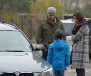 Pierwsza miłość. Kinga (Aleksandra Zienkiewicz), Janek (Maciej Mikołajczyk),Maciek (Joachim Olko)
