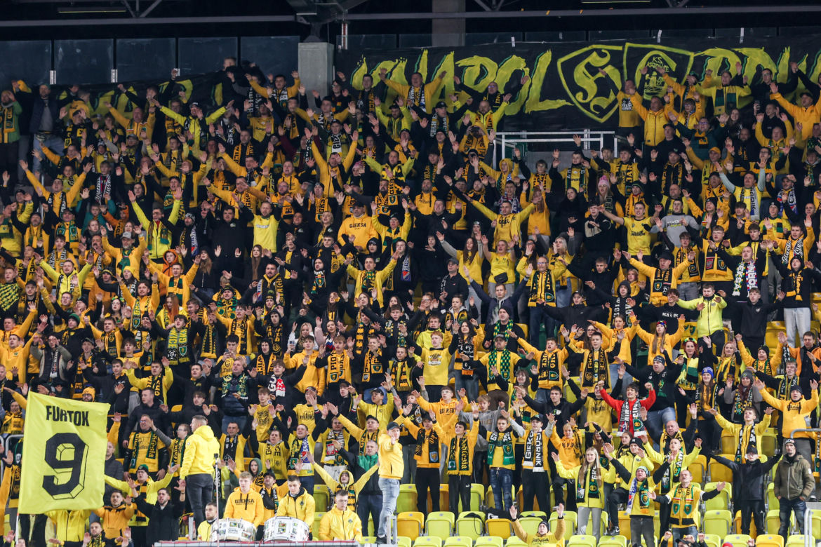 Mecz GKS Katowice - Korona Kielce. Ponad 12 tysięcy kibiców zobaczyło heroiczne zwycięstwo