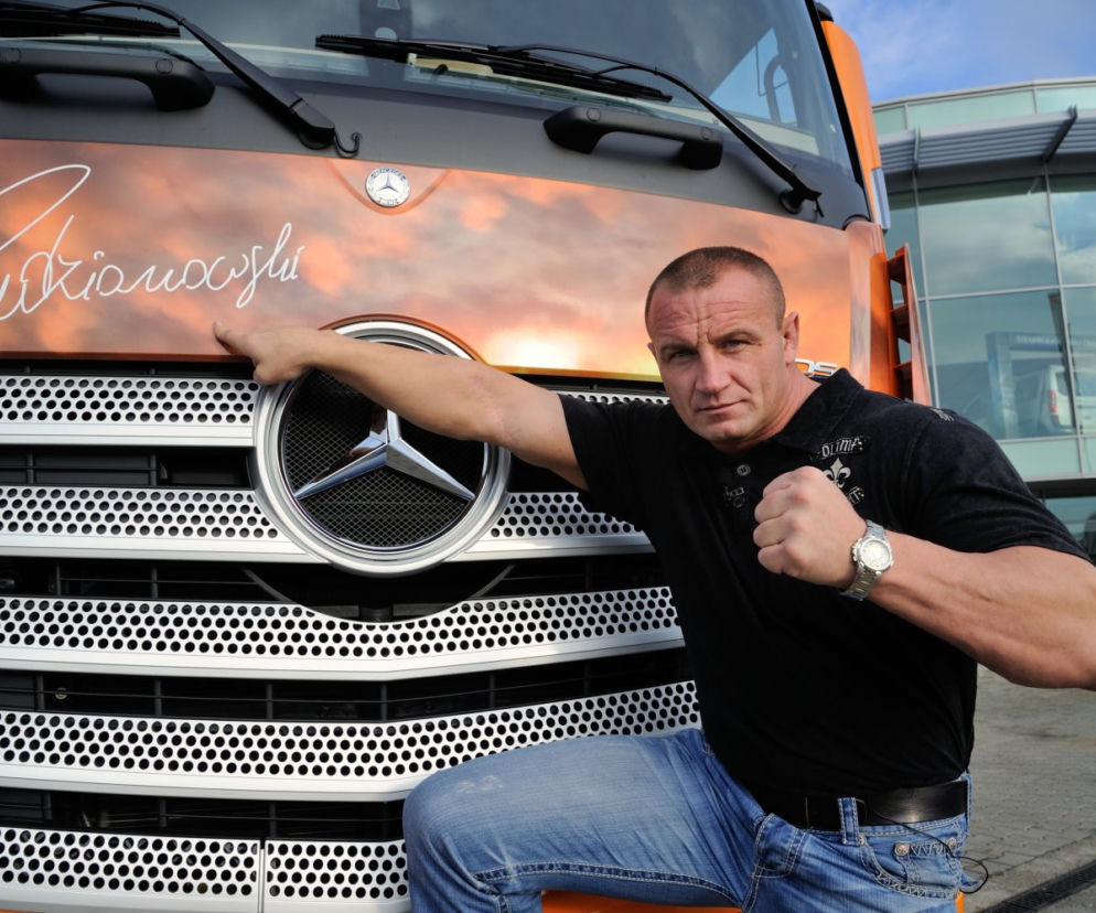 Mariusz Pudzianowski rozpoczął współpracę z Mercedesem