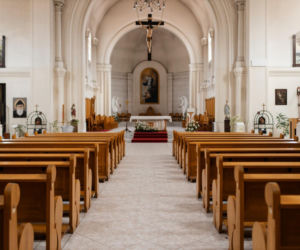 Czy 1 maja to święto kościelne? Uwaga na majówką pułapkę dla wierzących! Wiele osób to myli