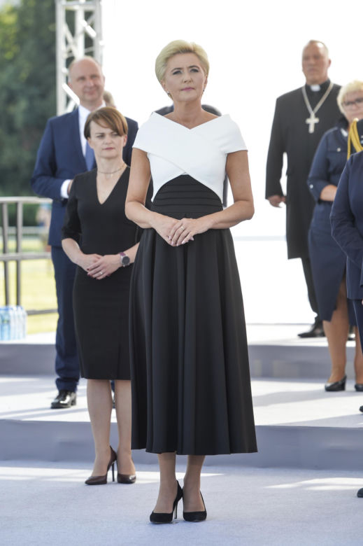 Agata Duda w balowych sukniach