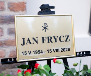 Jan Frycz, tak wygląda jego grób
