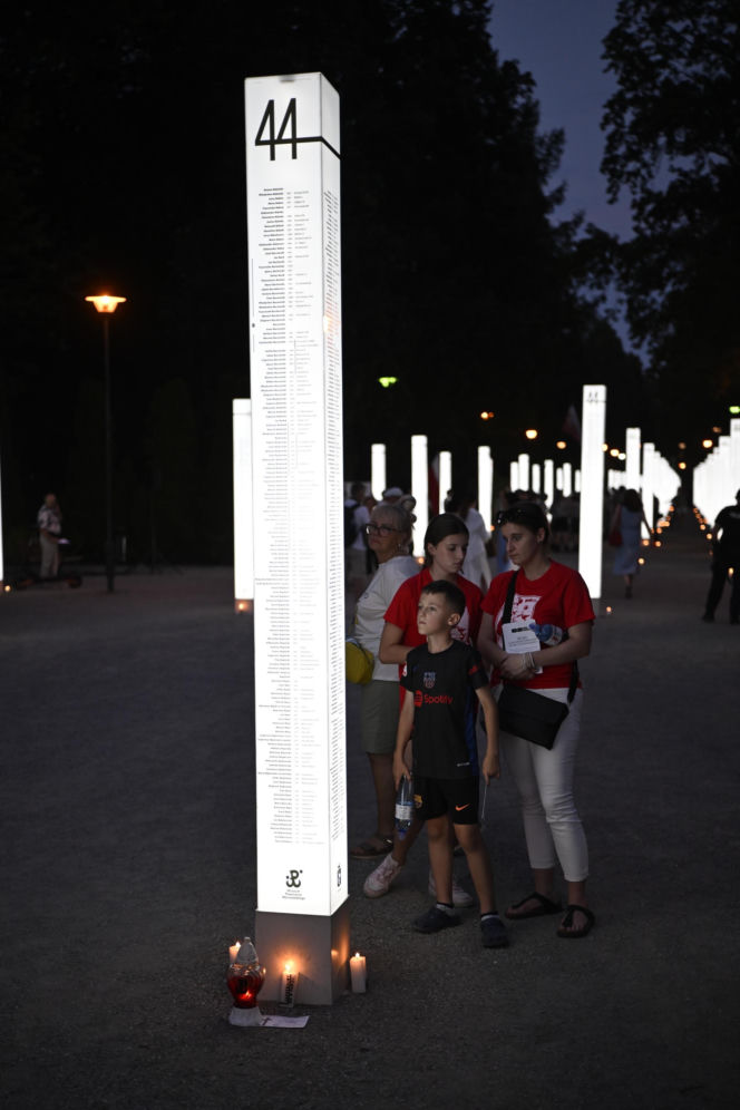 Uroczystości ku czci ofiar Rzezi Woli na Cmentarzu Powstańców Warszawy