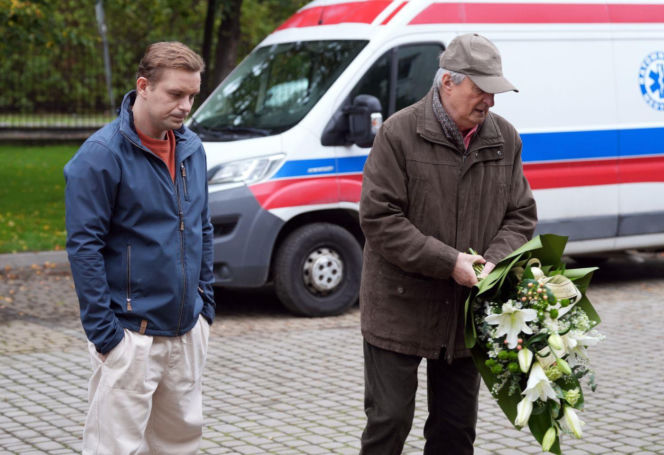 "Barwy szczęścia", odcinek 3342: Awantura w redakcji "Szoku" o publikację drastycznego nagrania z miejsca zbrodni