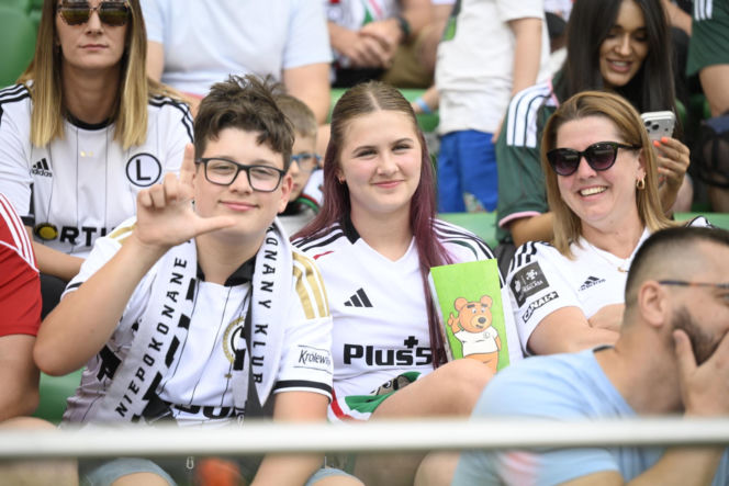 Legia Warszawa - Zagłębie Lubin: Zdjęcia kibiców