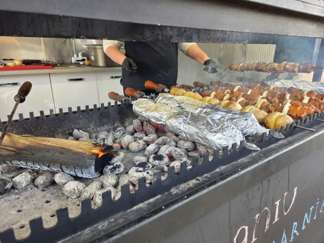 Knajpy na kółkach zaparkowały na Wyspie Młyńskiej! Festiwal Food Trucków podbił Bydgoszcz