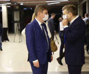 Osobistości przybywaja na konwencję PO