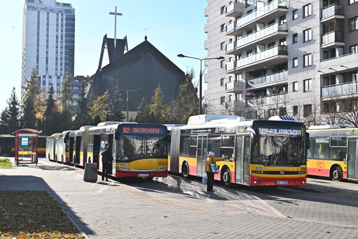 Tuż obok pętli autobusowej budują przystanek