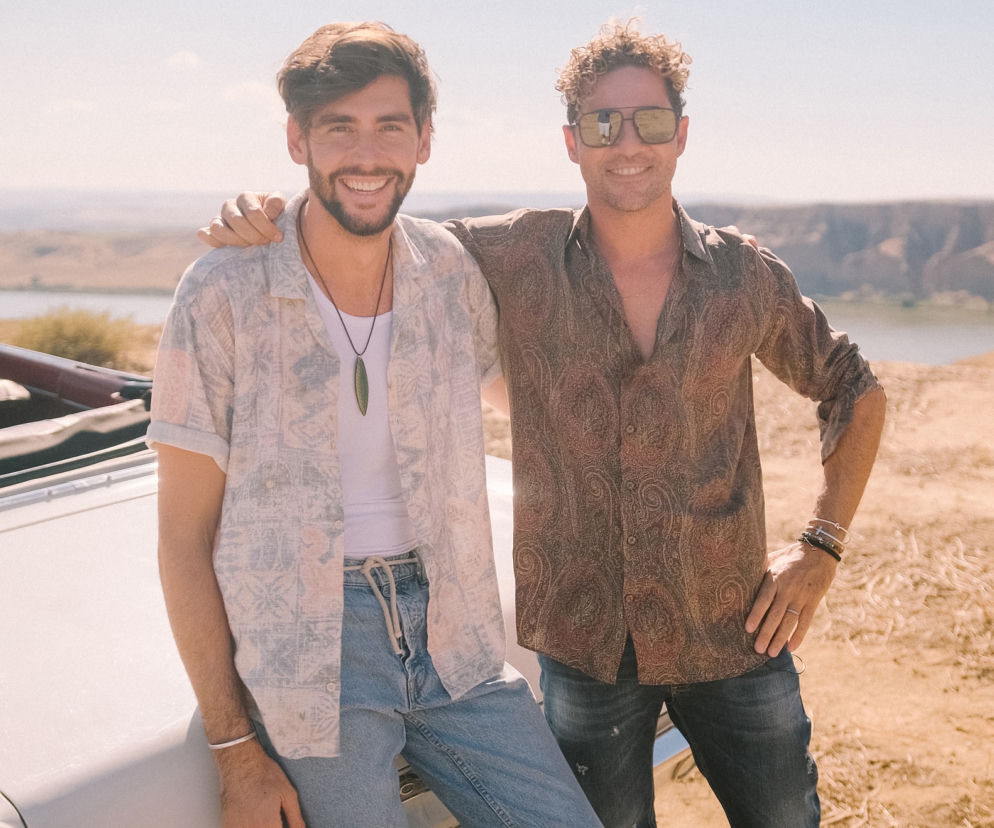 Alvaro Soler i David Bisbal idą pod prąd z pozytywną energią! Ich utwór podnosi temperaturę!