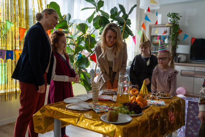 Na dobre i na złe, odcinek 981: Aleś zostaje oskarżony o zabójstwo własnego przyjaciela