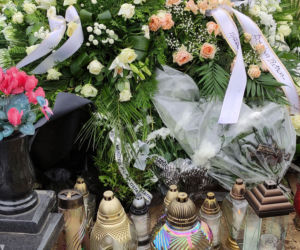 Piotruś zginął po kołami samochodu! Nad grobem 13-latka płakała cała wieś 