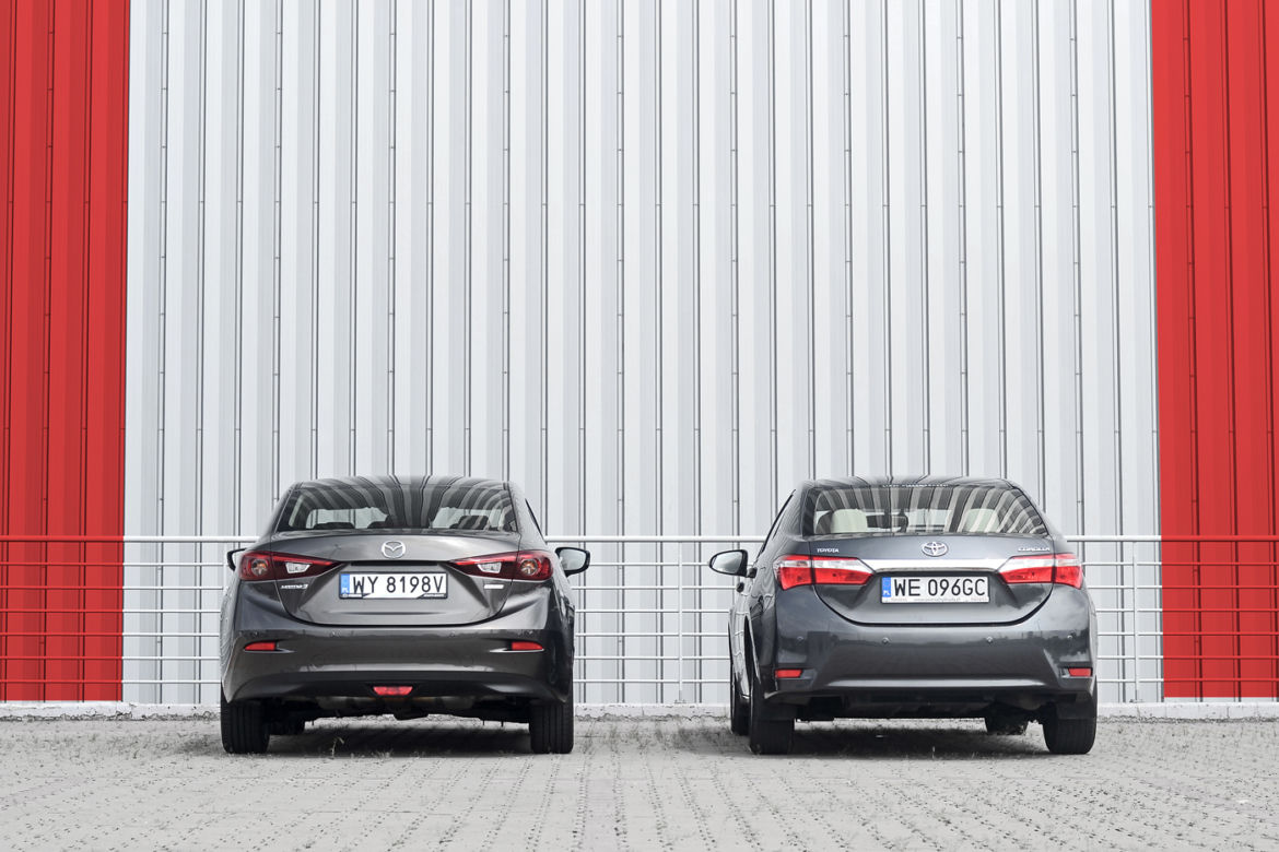Mazda 3 Sedan 2.0 A/T SkyPASSION vs. Toyota Corolla 1.6 Multidrive S Prestige