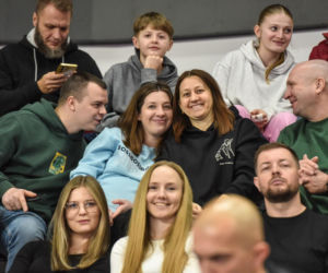 Halowe mistrzostwa Polski w Kujawsko-Pomorskiej Arenie Toruń. Zdjęcia kibiców i zawodników