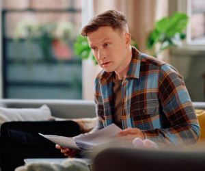 Na Wspólnej, odcinek 4199: Wojtek w poważnych tarapatach! Misiek groźbami próbuje dopaść Andżelę