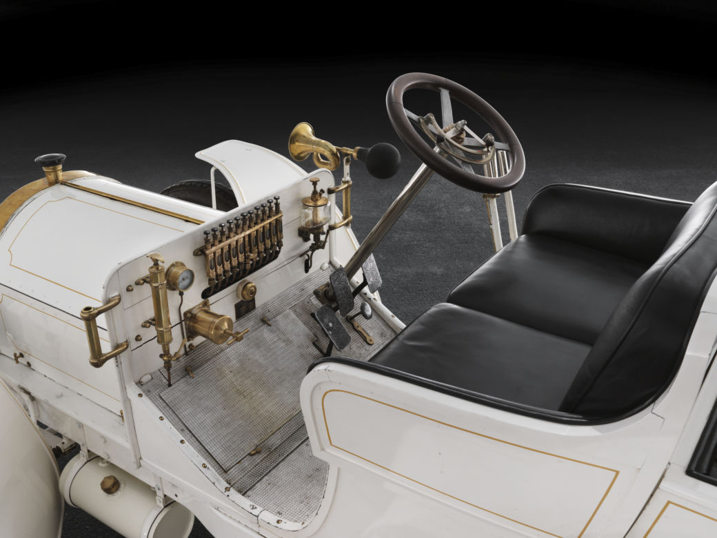 Nazwa Mercedes obchodzi 120 lat