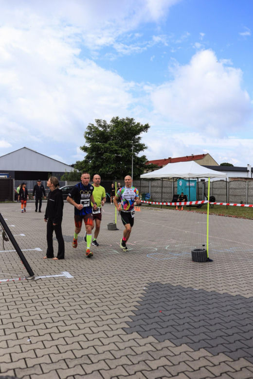 Trwa Ultramaraton Wsparcia i piknik rodzinny w Lesznie