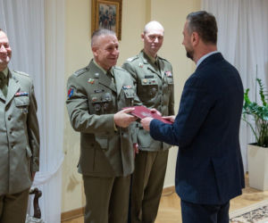 Nowy dowódca CyberWojsk. Gen. bryg. Mariusz Chmielewski na czele cyfrowej obrony